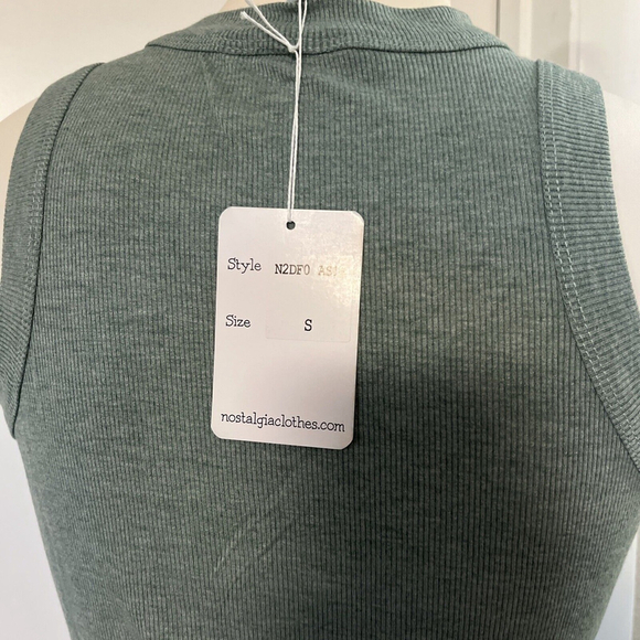 NWT Sage Green Soft Women’s Tank Medium NWT By Nostalgia - Picture 8 of 13